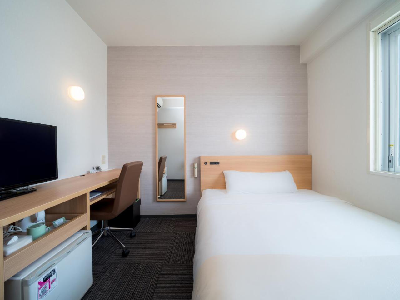 Super Hotel Takamatsu Tamachi Экстерьер фото