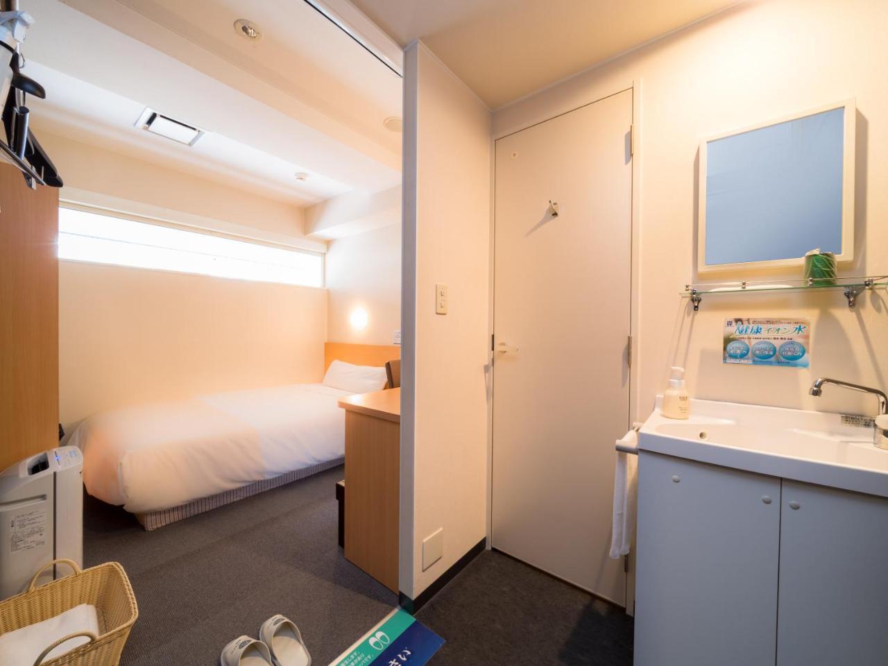 Super Hotel Takamatsu Tamachi Экстерьер фото